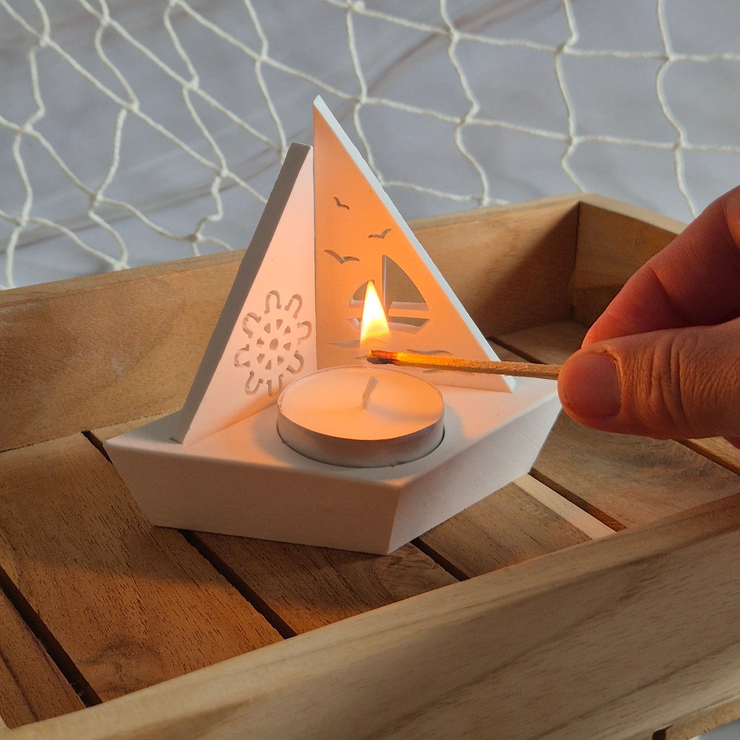 Segelboot mit Teelicht und 2 Segeln zum Wechseln aus Gießkeramik