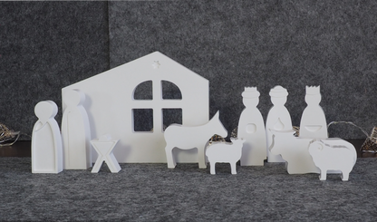 Krippe mittleres Set, 11 Teile plus Holztablett - Weihnachtskrippe aus weißem Gießbeton und mit exakt passendem Holztablett, eindrucksvolle Dekoration für Weihnachten, handgemacht