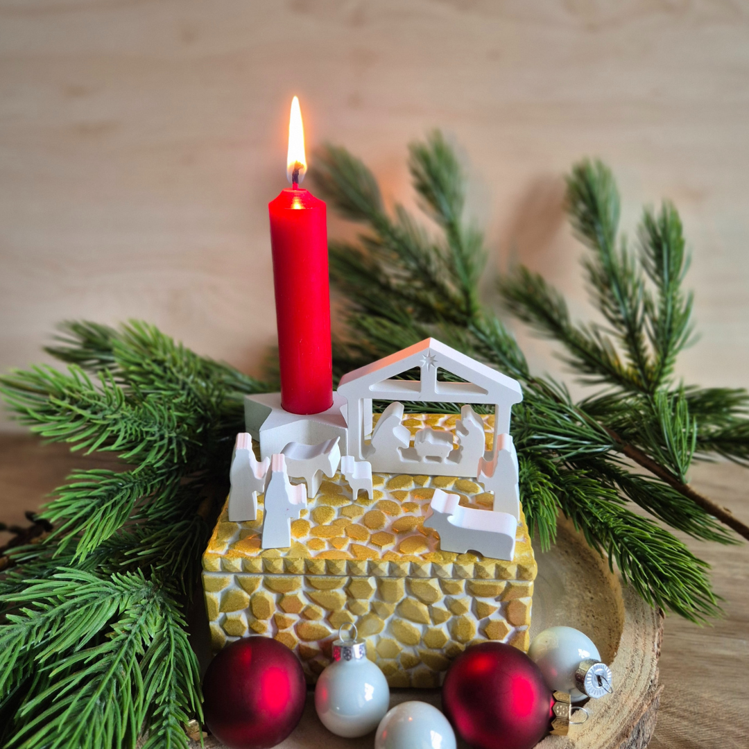 Kleine Krippe in Kiste aus Gießkeramik - 7-teilige Krippe, Stern-Kerzenständer mit Kerze passend in viereckige Goldbox mit Deckel