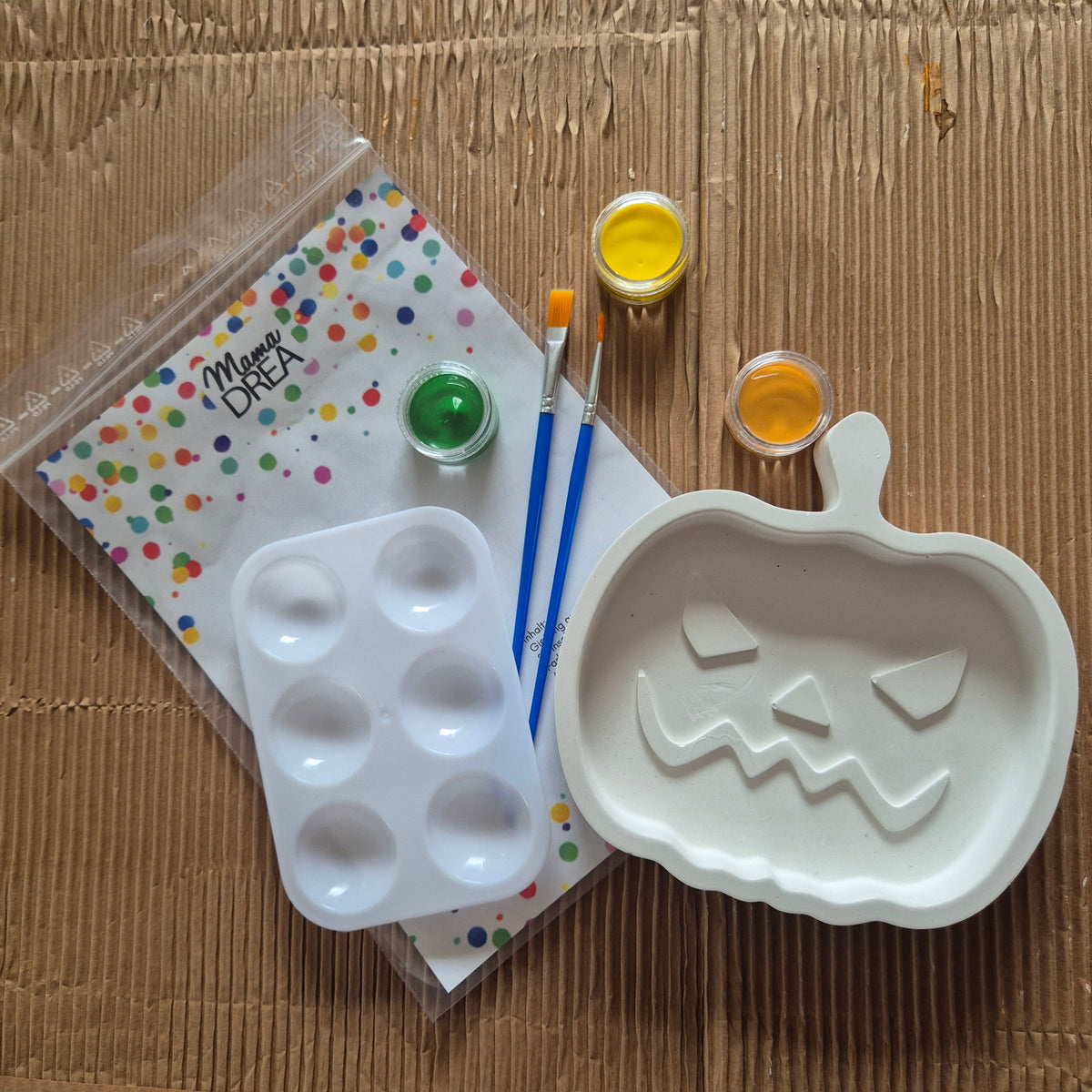 Maltüte - Die kreative Auszeit mit Pinseln, Acrylfarben, Palette und Rohling zum Anmalen